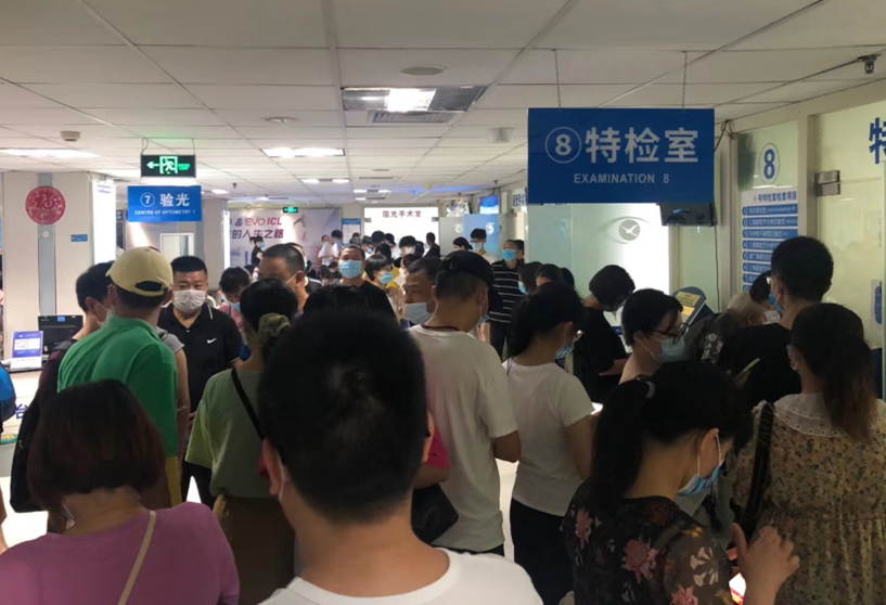 近視手術高峰期